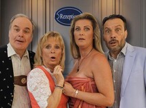 Chiemgauer Volkstheater - "Eine Amsel macht doch keinen frommer!"