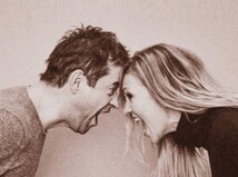 Anna Loos & Jan Josef Liefers lesen "Eine Ehe in zehn Sitzungen"